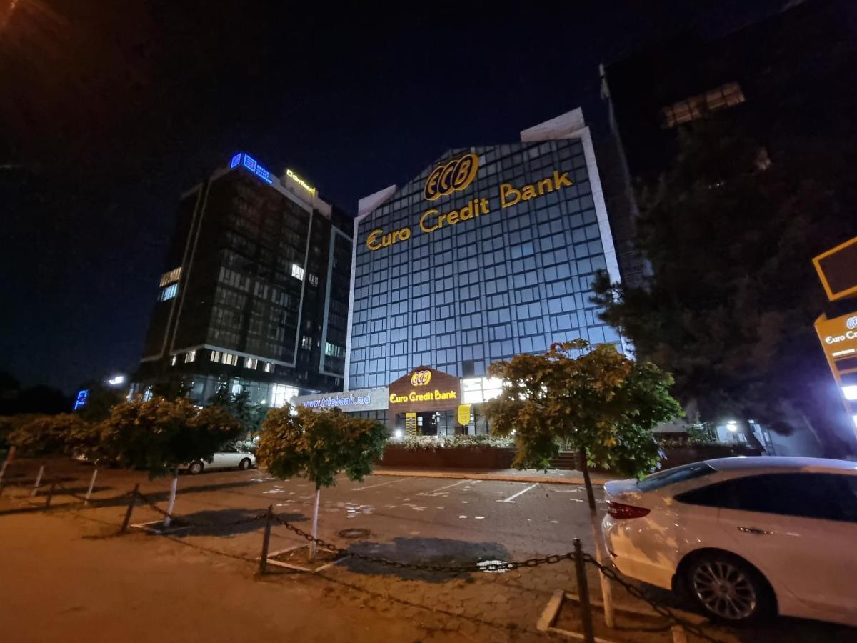 Ultra Central Ismail street Stefan cel mare Boulevard Chisinau! Esterno foto